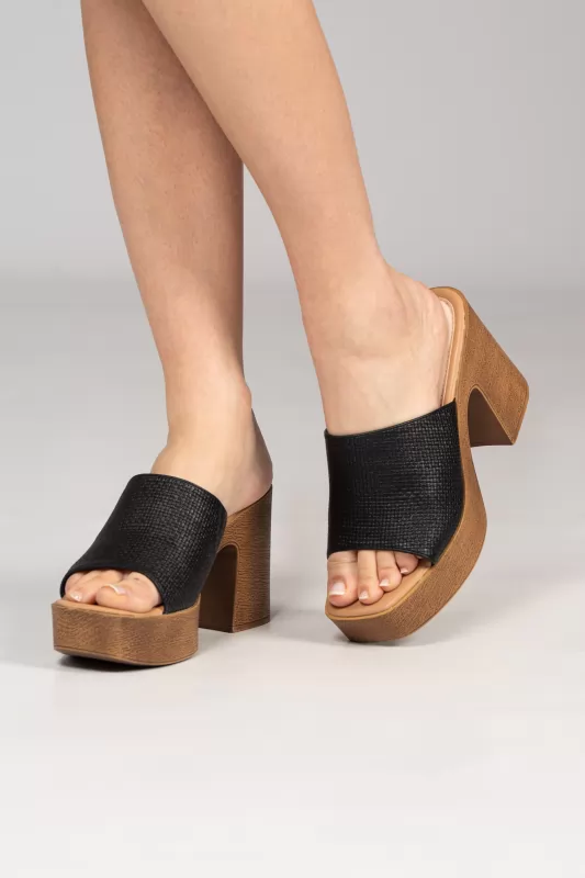Mules Faye