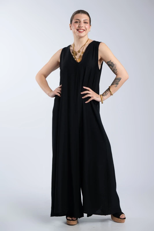 Sleeveless One-Piece Large Pleat