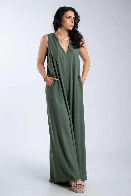 Sleeveless One-Piece Large Pleat