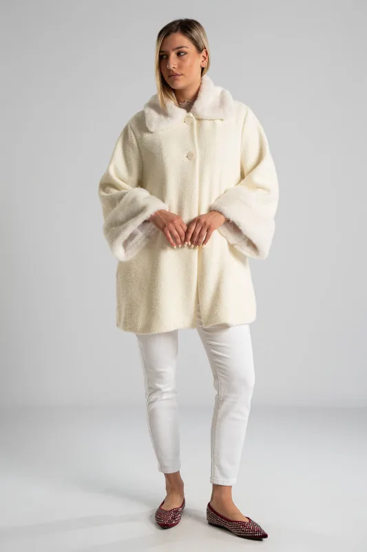 Coat Solid Color Furry Details