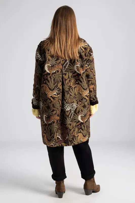 Coat-Cardigan Jungle