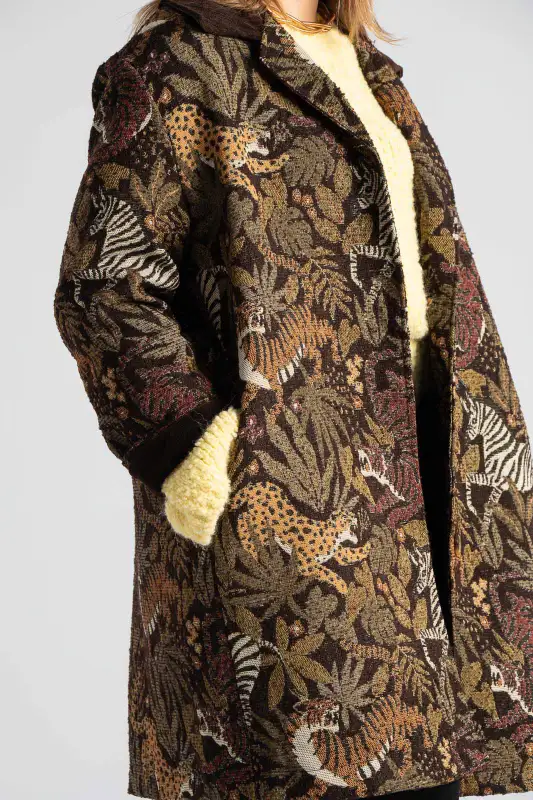 Coat-Cardigan Jungle