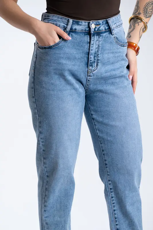 Tapered Fit Denim Pants 