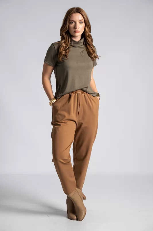 Form Fitting Style Trousers