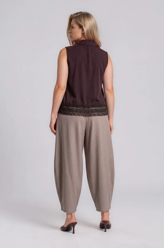 Minimal High-Waisted Pleated Trousers Belt 