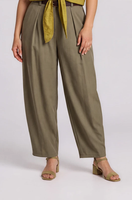 Minimal High-Waisted Pleated Trousers Belt 