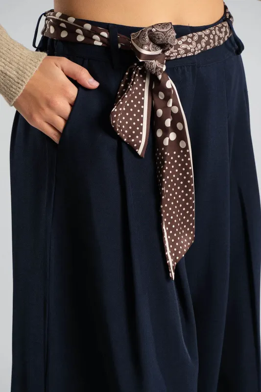 Pants Pleats Scarf