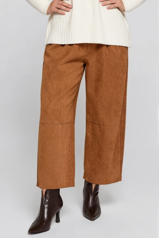 Pants Suede with a Belt