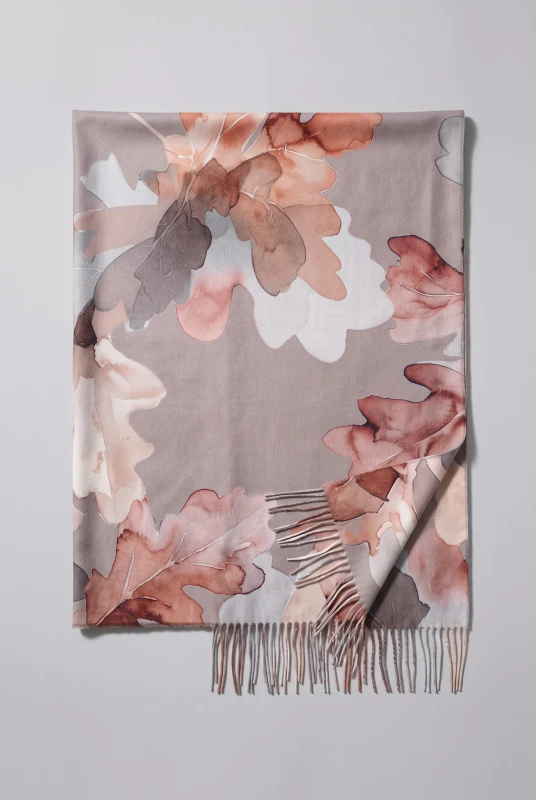 Pashmina Leaves with Fringes