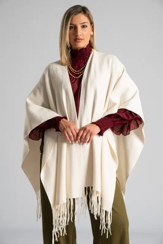 Poncho Asymmetrical Fringes