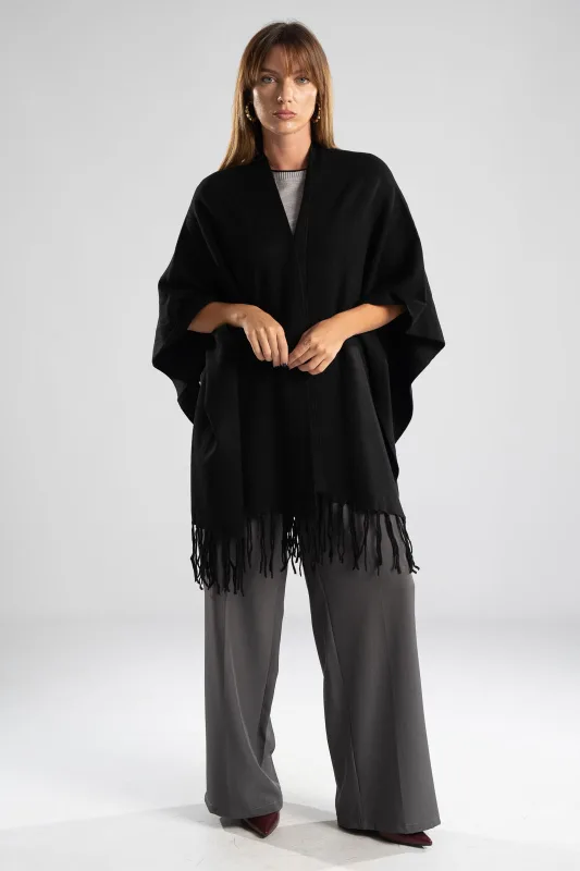Poncho Asymmetrical Fringes