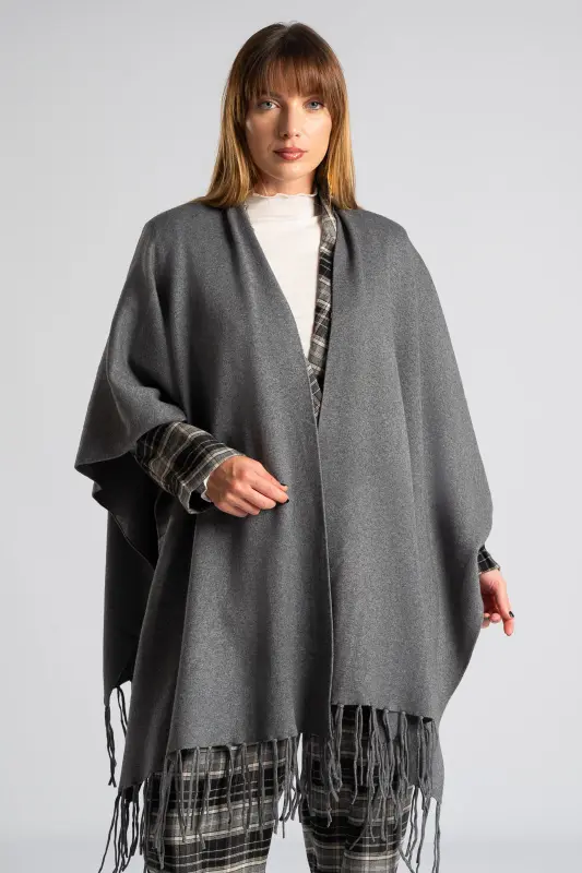 Poncho Asymmetrical Fringes
