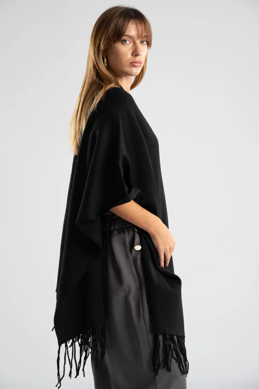 Poncho Asymmetrical Fringes