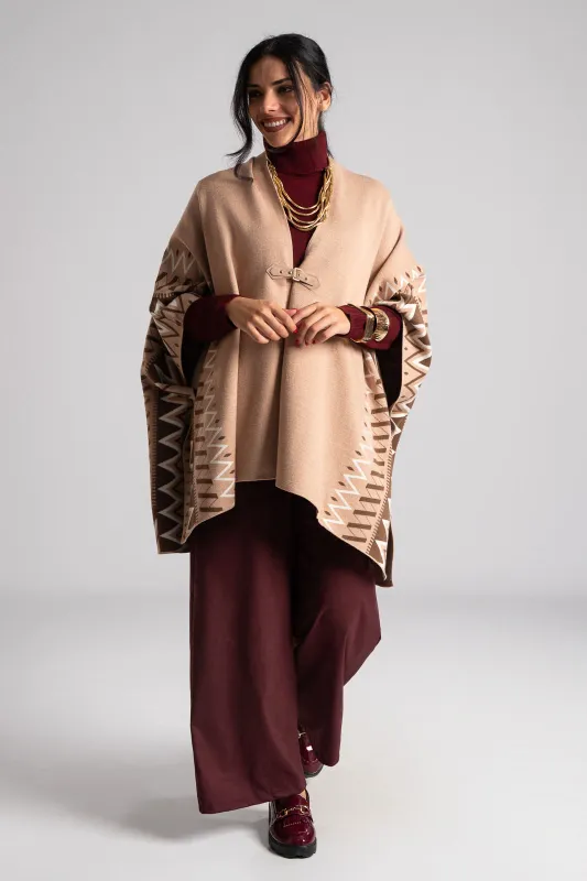Poncho Knitted Geometric Designs
