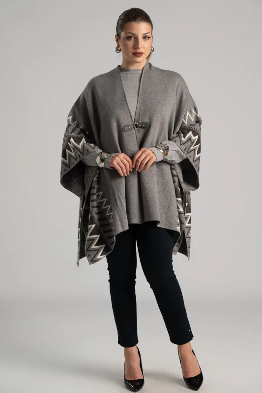 Poncho Knitted Geometric Designs