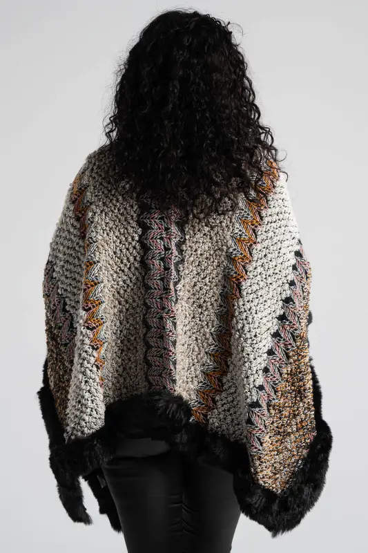 Πόντσο Πλεκτό Γούνινες Λεπτομέρειες