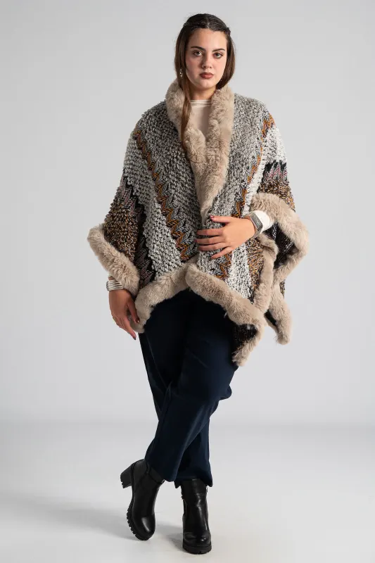 Poncho Knitted Wool Details