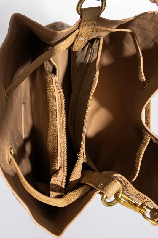 Pouch Regina