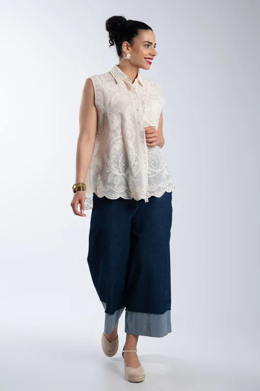 Sleeveless Shirt Embroidered Details