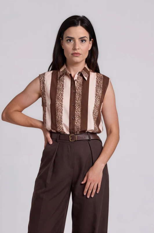 Shirt Sleeveless Leopard Details