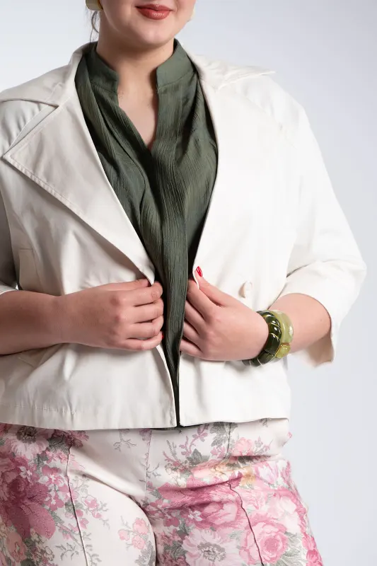 Solid-Color Cotton Crop Jacket 