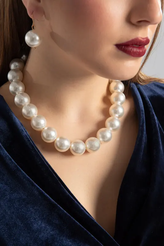 Set Necklace-Earrings Pearls