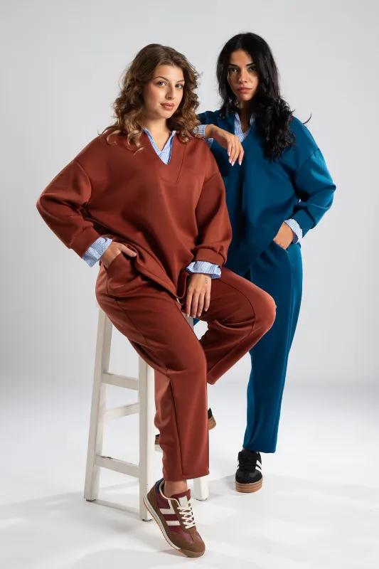 Set Blouse with Collar and Trousers