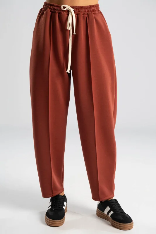 Set Blouse with Collar and Trousers