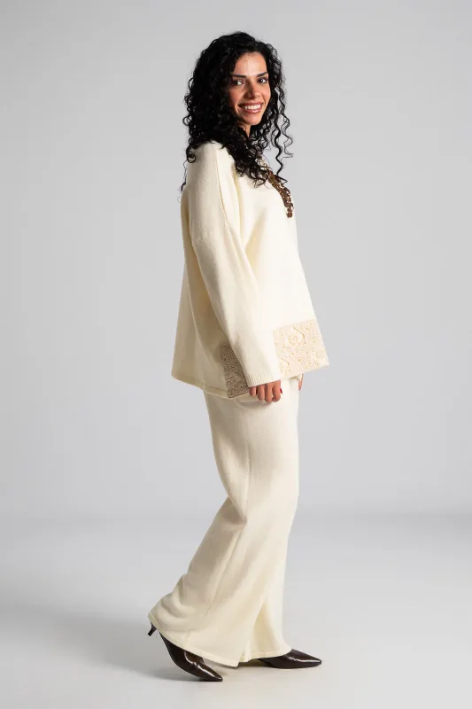Set Blouse With Lace Pants