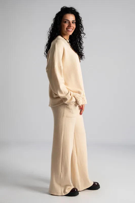 Set Blouse With Lace Pants