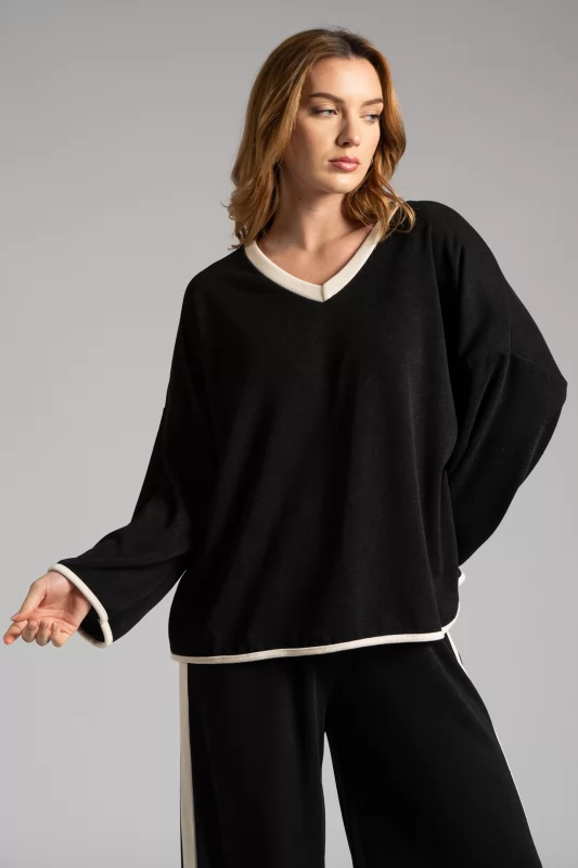 Set Blouse-Pants Color Details