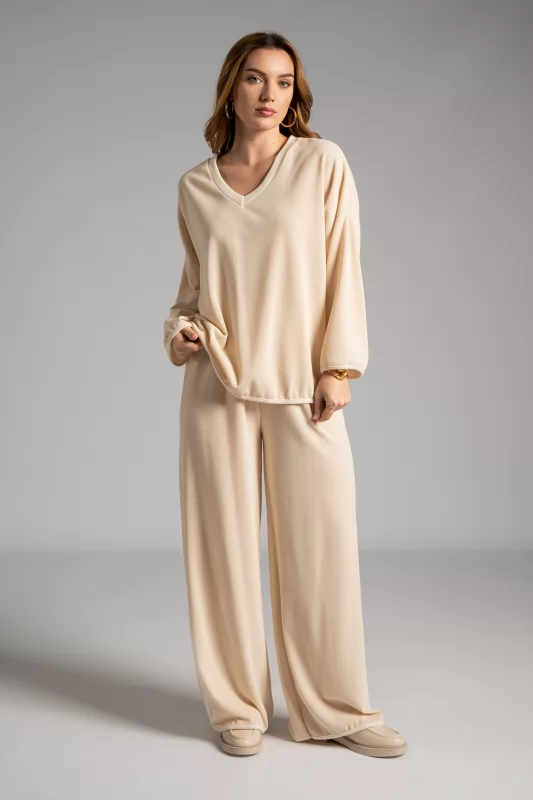 Set Blouse-Pants Color Details