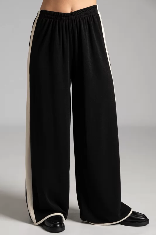 Set Blouse-Pants Color Details