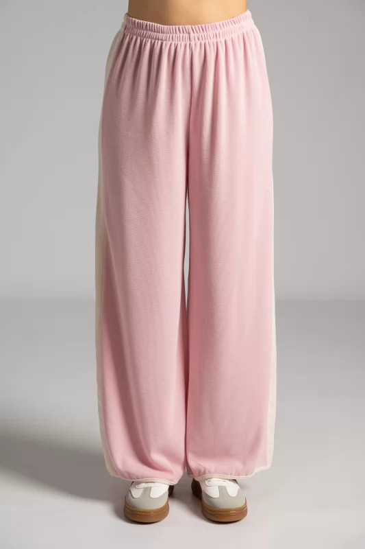 Set Blouse-Pants Color Details