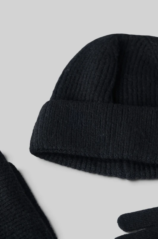 Co-ord Hat-Gloves-Scarf Knitted 