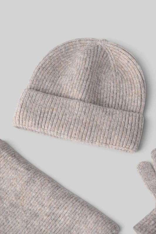 Co-ord Hat-Gloves-Scarf Knitted 