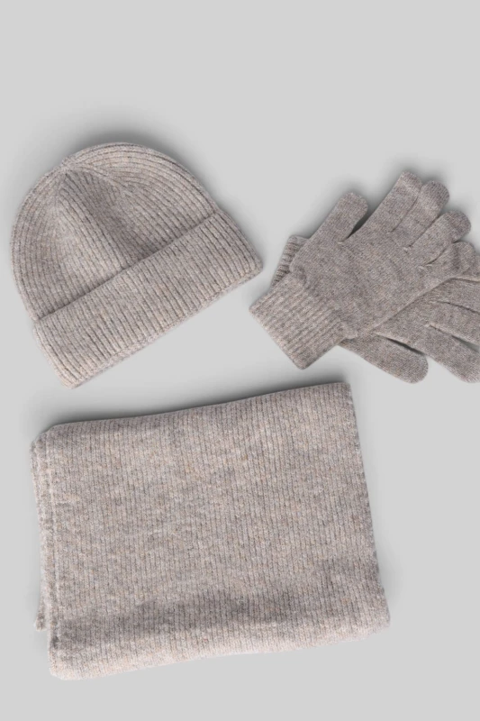 Co-ord Hat-Gloves-Scarf Knitted 
