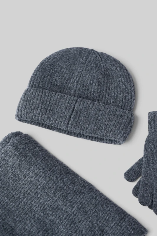 Co-ord Hat-Gloves-Scarf Knitted 