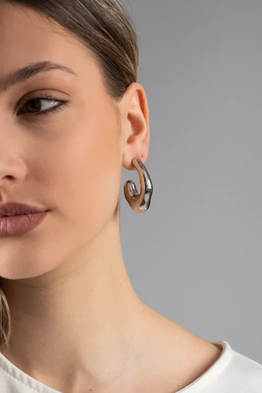 Earrings Curved Embossed
