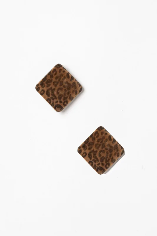 Earrings Square 