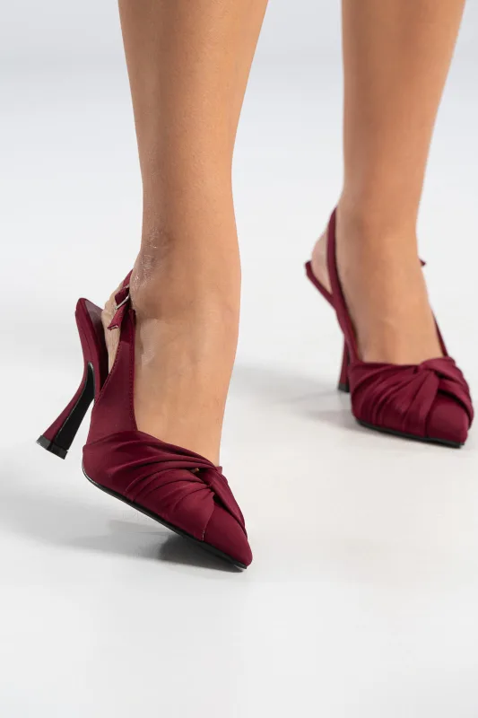 Slingback Pumps Twist