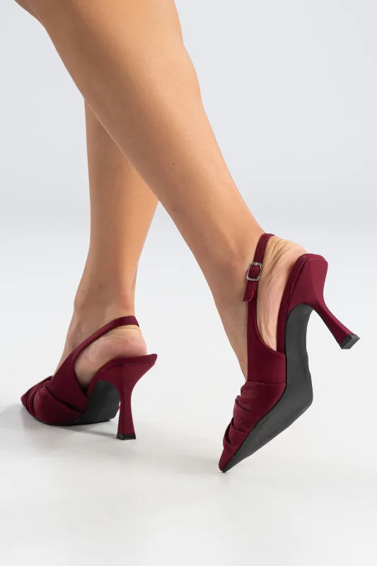 Slingback Pumps Twist