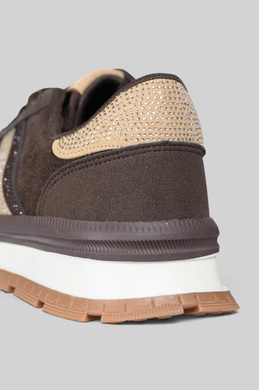Sneaker με Strass Λεπτομέρειες