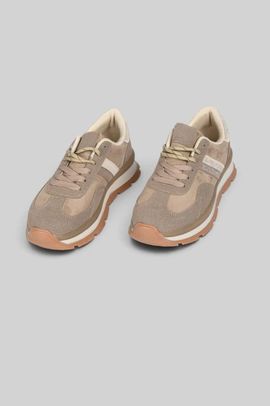 Sneaker με Strass Λεπτομέρειες