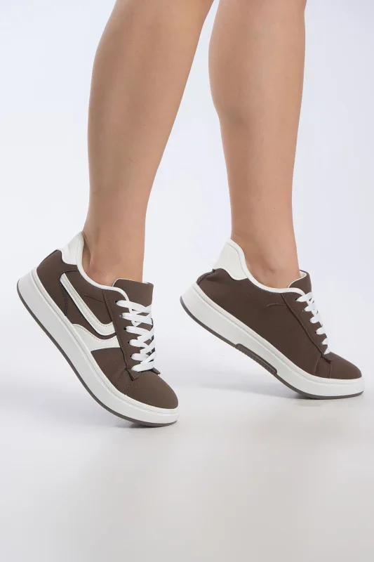 Casual Two-Tone Leatherette Sneakers 