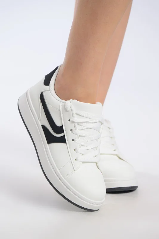 Casual Two-Tone Leatherette Sneakers 