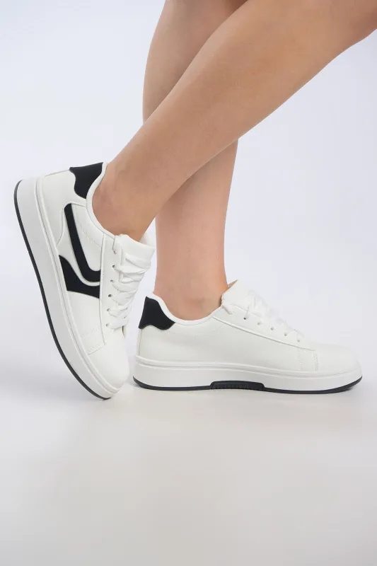 Casual Two-Tone Leatherette Sneakers 