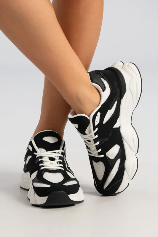 Sneakers Δίπατα Λογότυπο