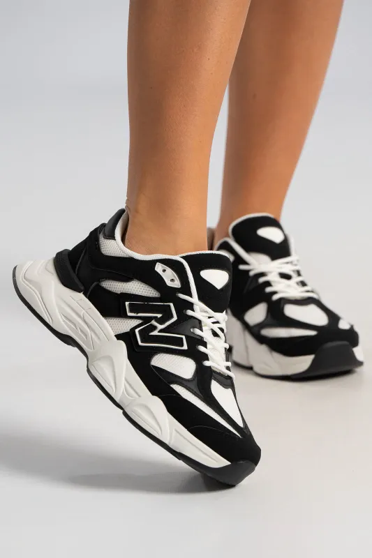 Sneakers Δίπατα Λογότυπο