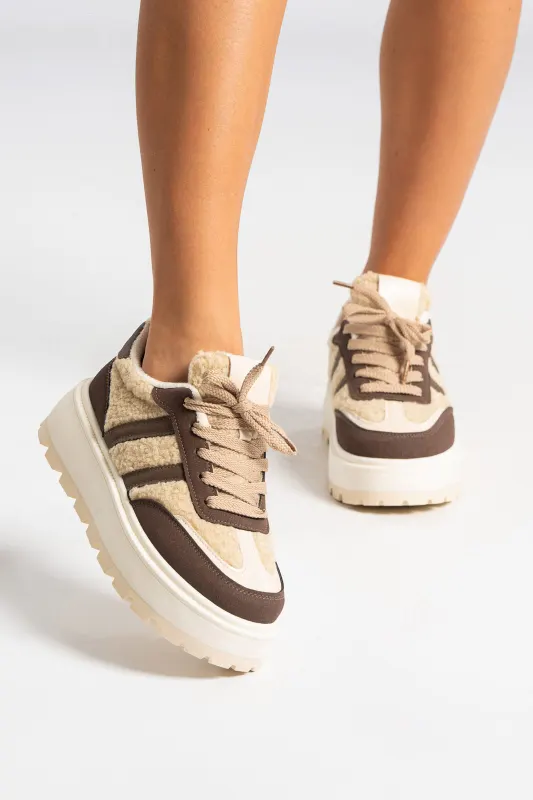 Sneakers Teddy Details 